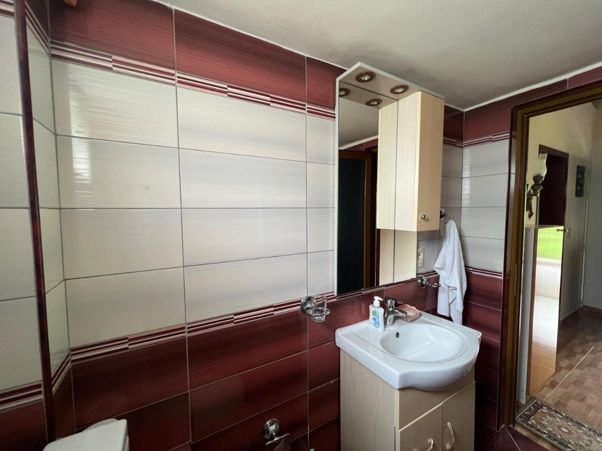 Anastasia'S Guest House Пермети Экстерьер фото